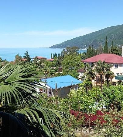 У Людмилы Gagra Extérieur photo